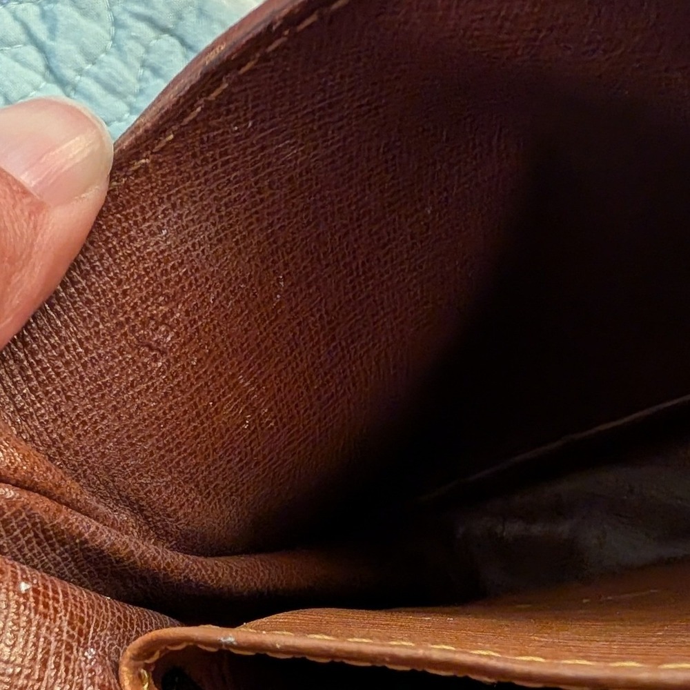 Louis Vuitton Cartouchiere MM Tan Epi Leather Crossbody Bag Vintage Messenger - Picture 15 of 16